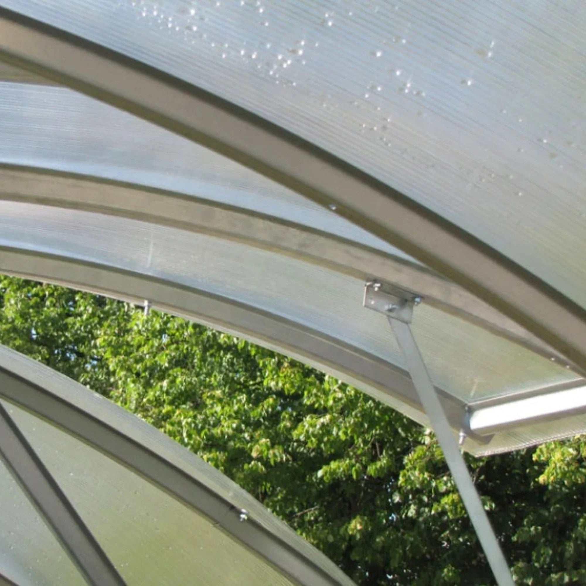 grenhouse manual vent opened