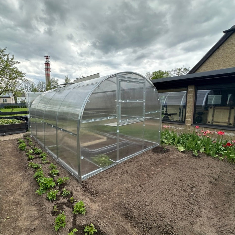 World's Most Popular Polycarbonate Greenhouse