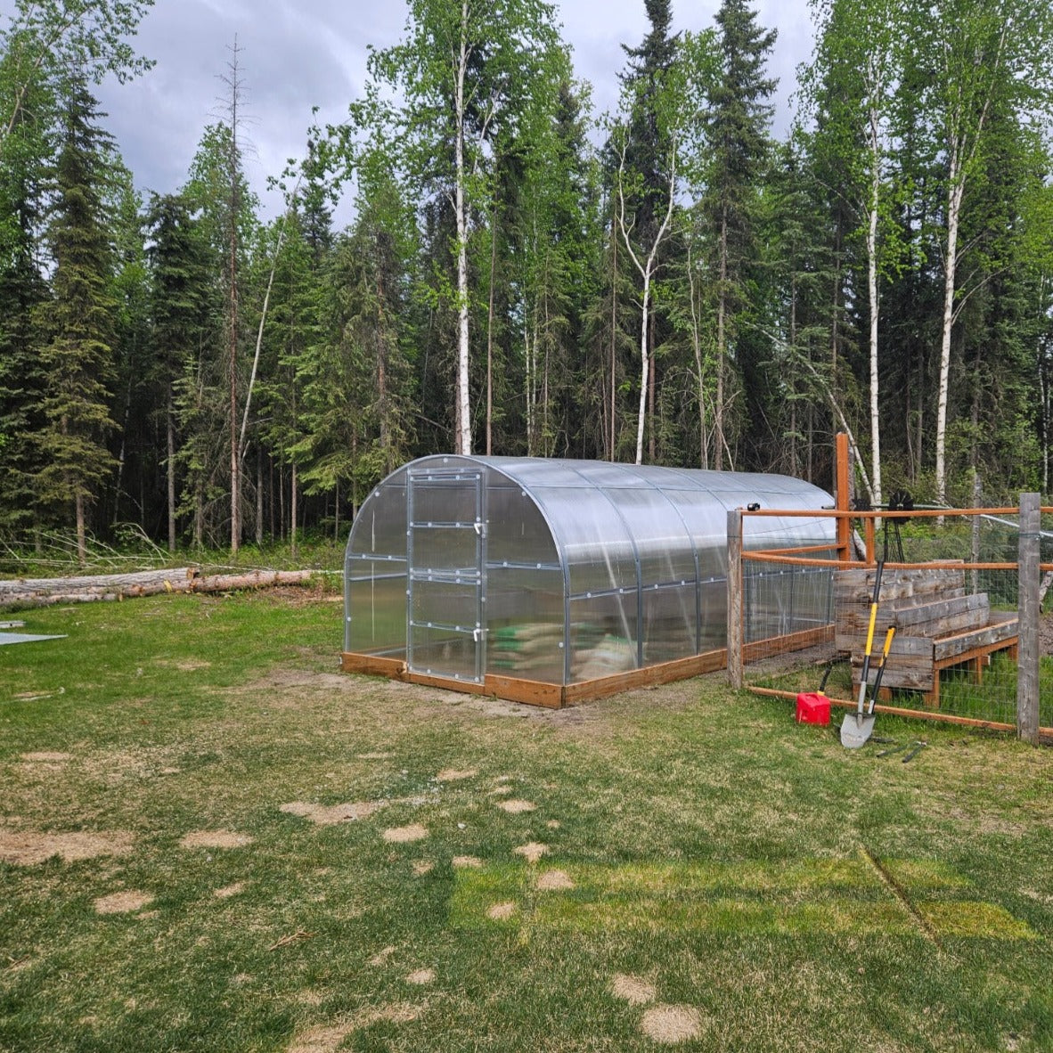 World's Most Popular Polycarbonate Greenhouse
